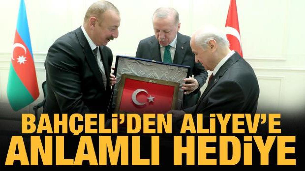 Bahçeli, Aliyev'e  