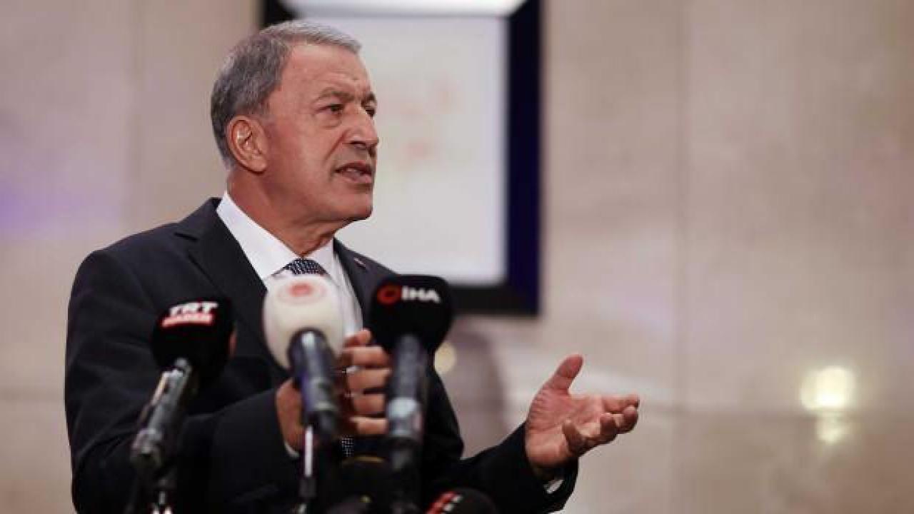 Bakan Akar, Azerbaycan Savunma Bakanı Hasanov ile telefonda görüştü