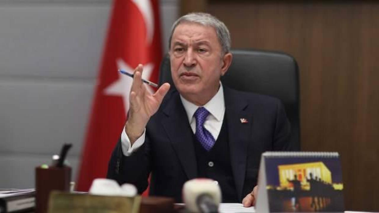 Bakan Akar, TSK komuta kademesi ve birlik komutanlarıyla videokonferansla görüştü