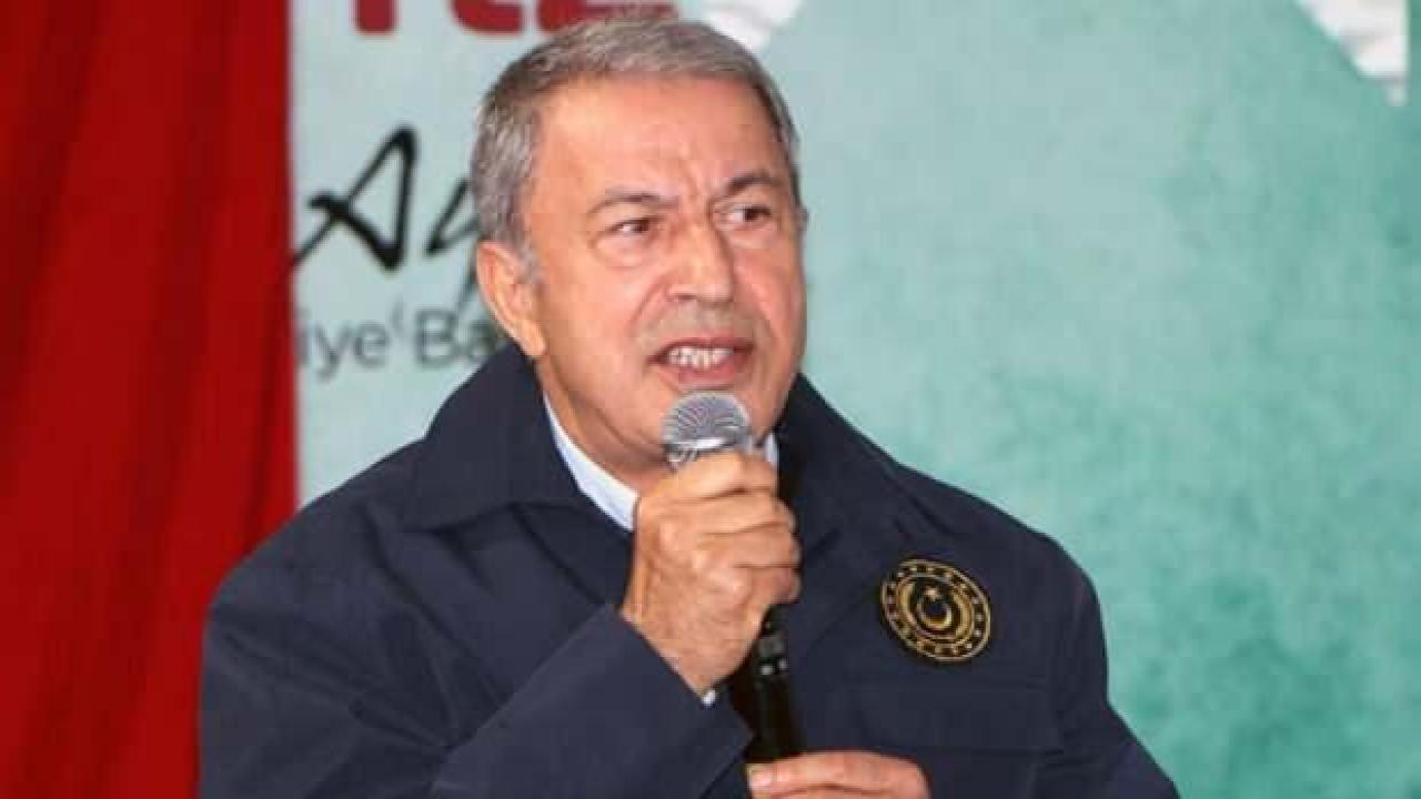 Bakan Akar'dan 'sığınmacı akını' iddialarına sert tepki!