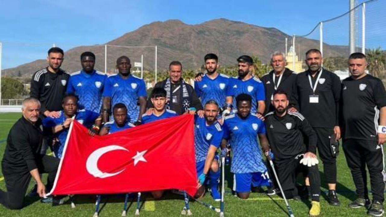 Bakan Bak'tan şampiyon ampute takımına tebrik mesajı