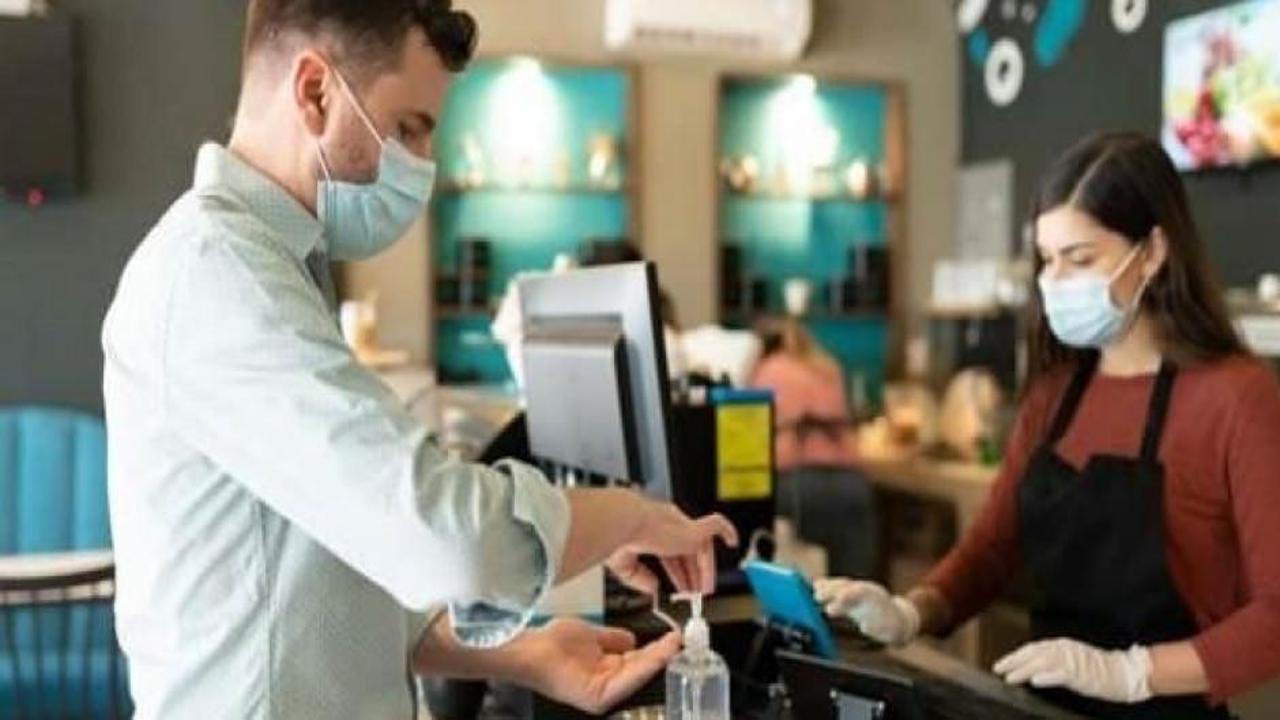 Bakan Bolat: Manipülatif ilanlara 100 bin liraya kadar ceza kesilebilecek