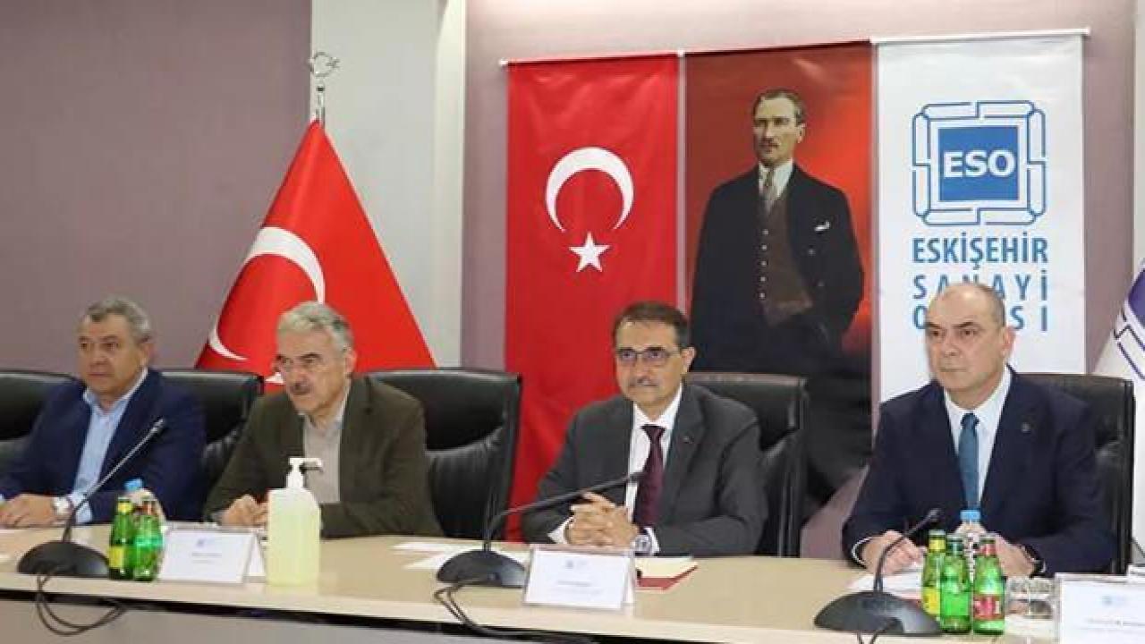 Bakan Dönmez duyurdu: Elektrik ve doğal gazda indirim yüzde 50'lere ulaştı