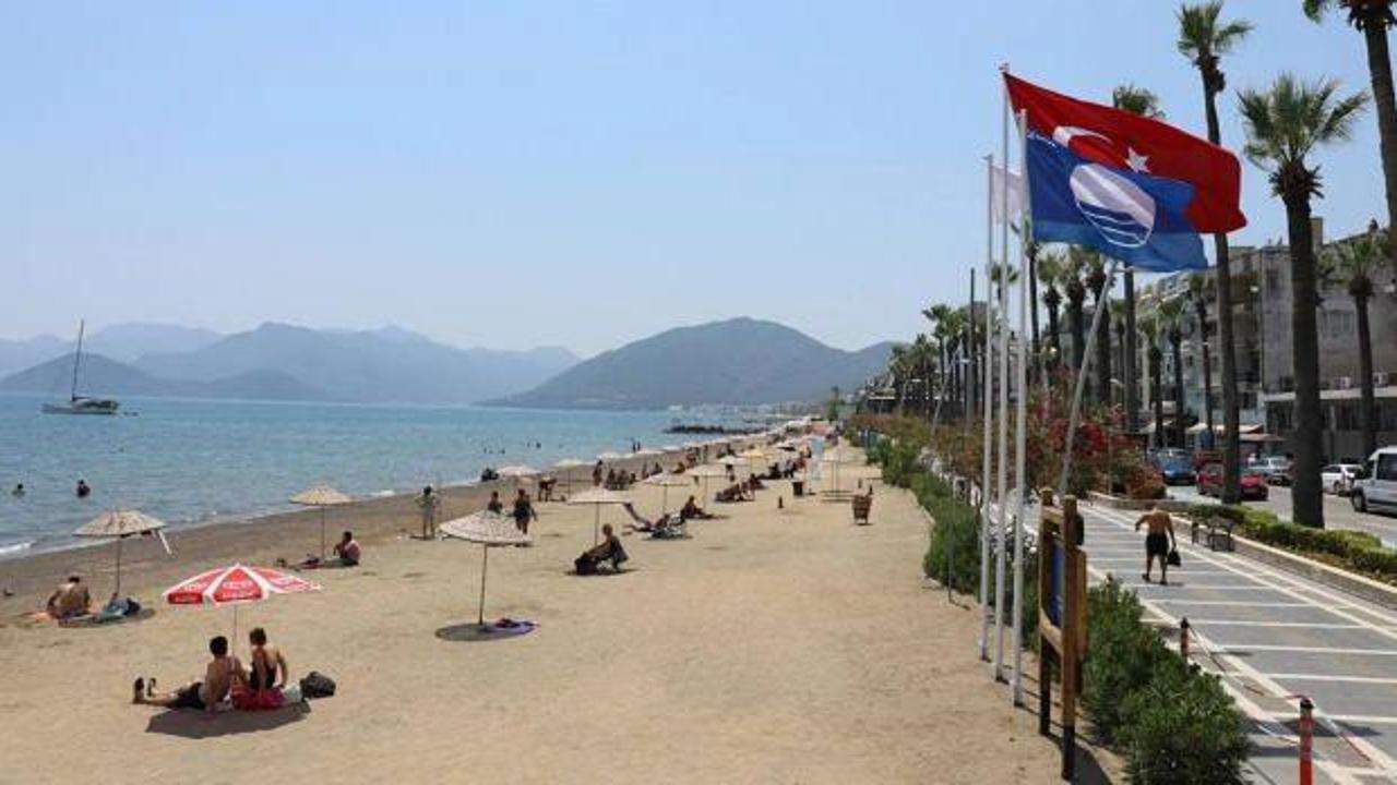 Bakan Ersoy duyurdu: 16 plaja daha Mavi Bayrak