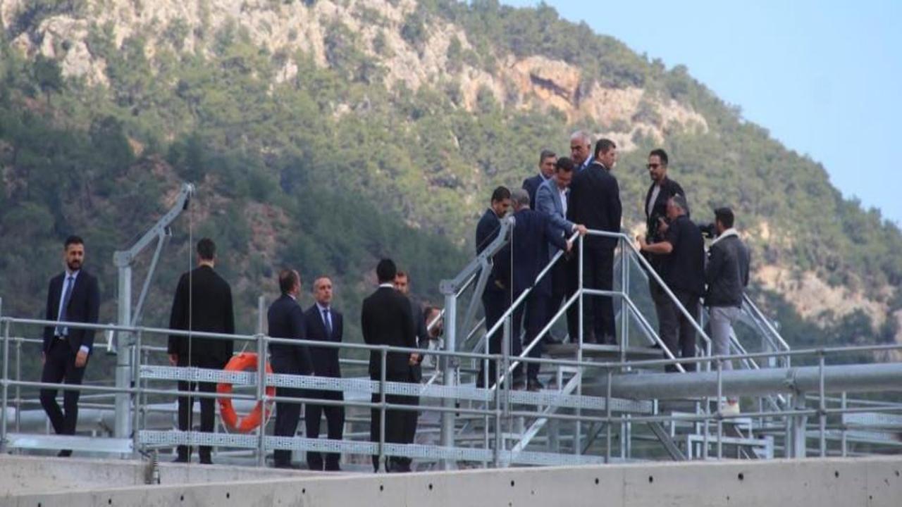 Bakan Ersoy: Kemer'in atık su sorunu 50 yıl süreyle çözüldü