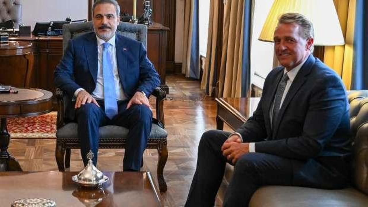 Bakan Fidan ABD Ankara Büyükelçisi Jeffry Flake ile görüştü