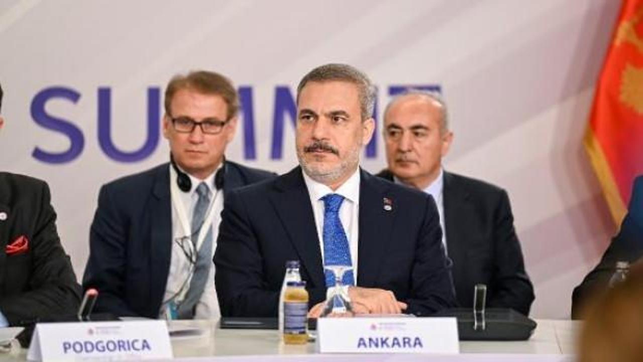 Bakan Fidan, Karadağ’da GDAÜ Zirvesi’ne katıldı
