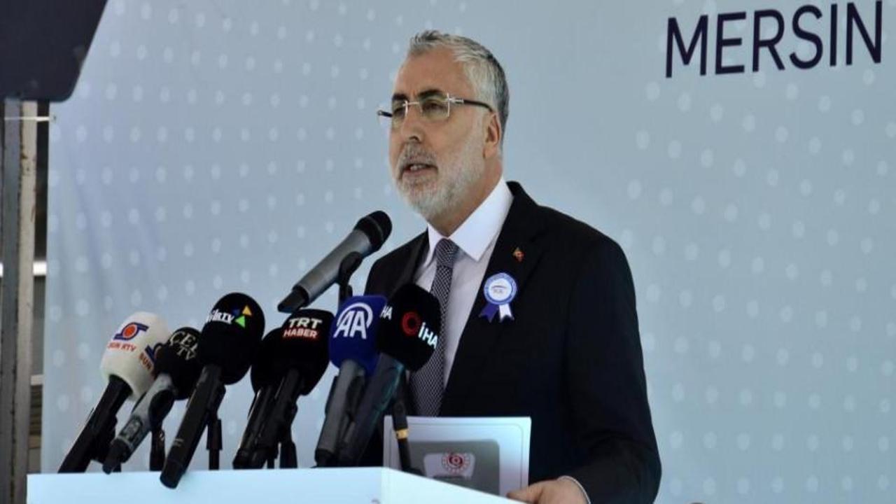Bakan Işıkhan: Herkese birinci sınıf sağlık hizmeti sunan tek ülkeyiz