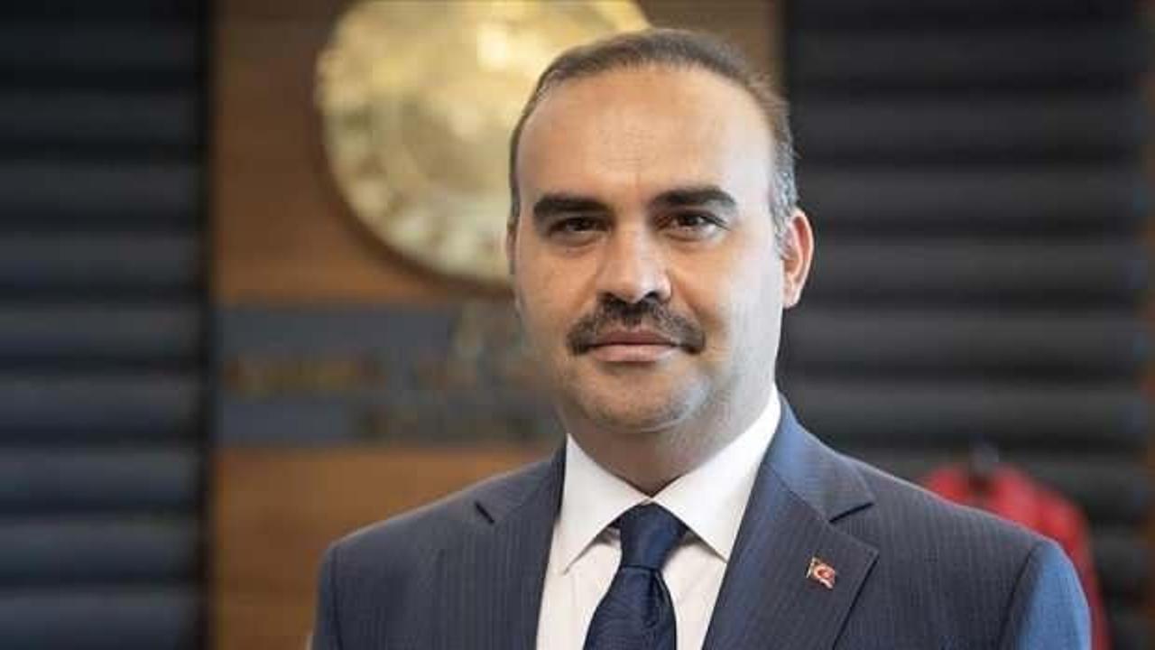 Bakan Kacır, Türkiye'nin uydu, roket ve insanlı uzay misyonu projelerini paylaştı