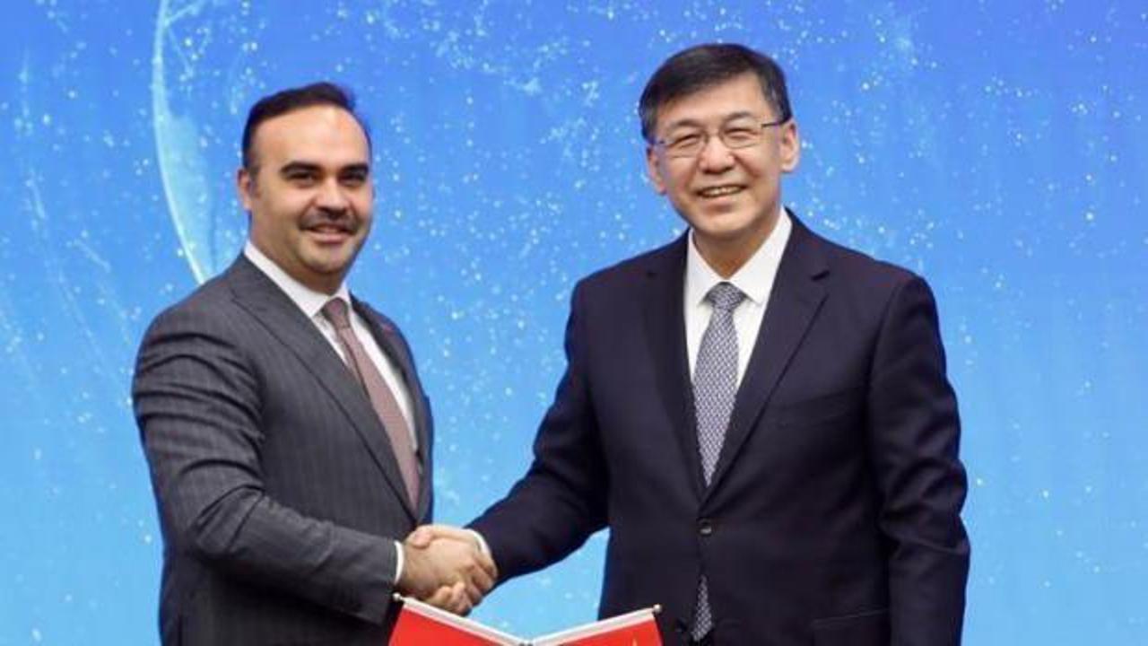 Bakan Kacır: Türkiye'yi üretim üssü haline getirmek istiyoruz