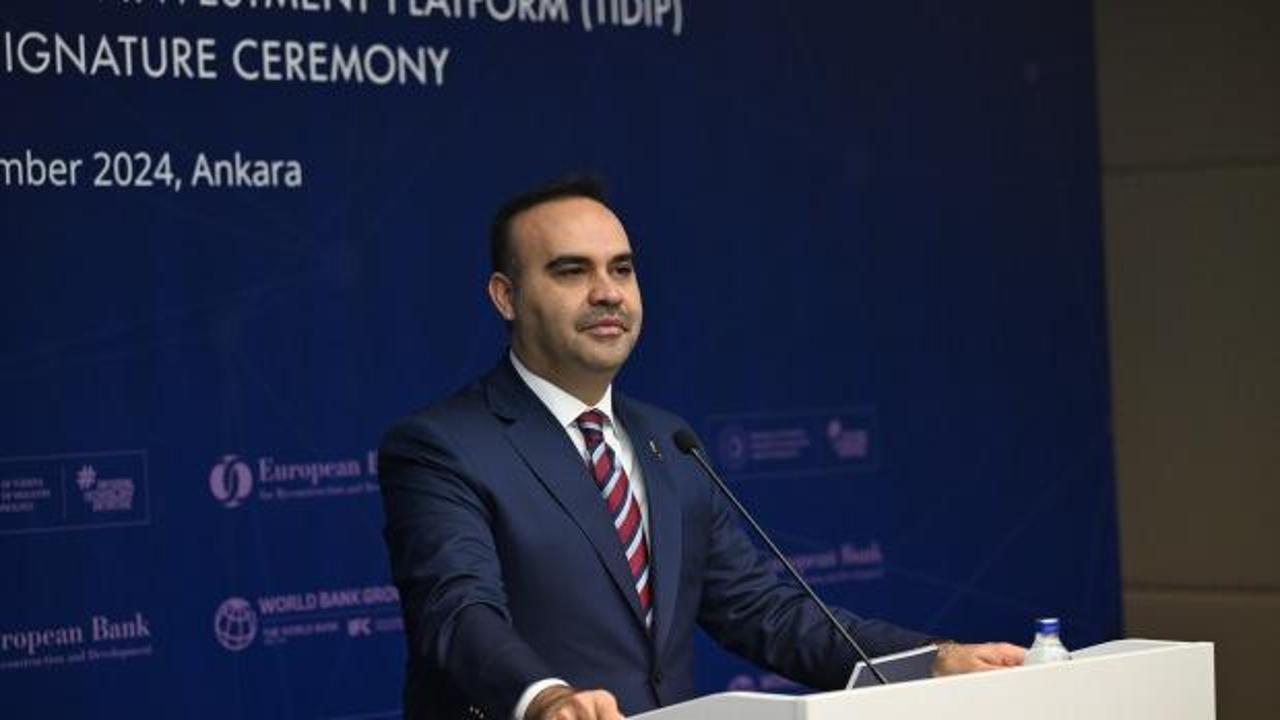 Bakan Kacır'dan 8 Mart mesajı