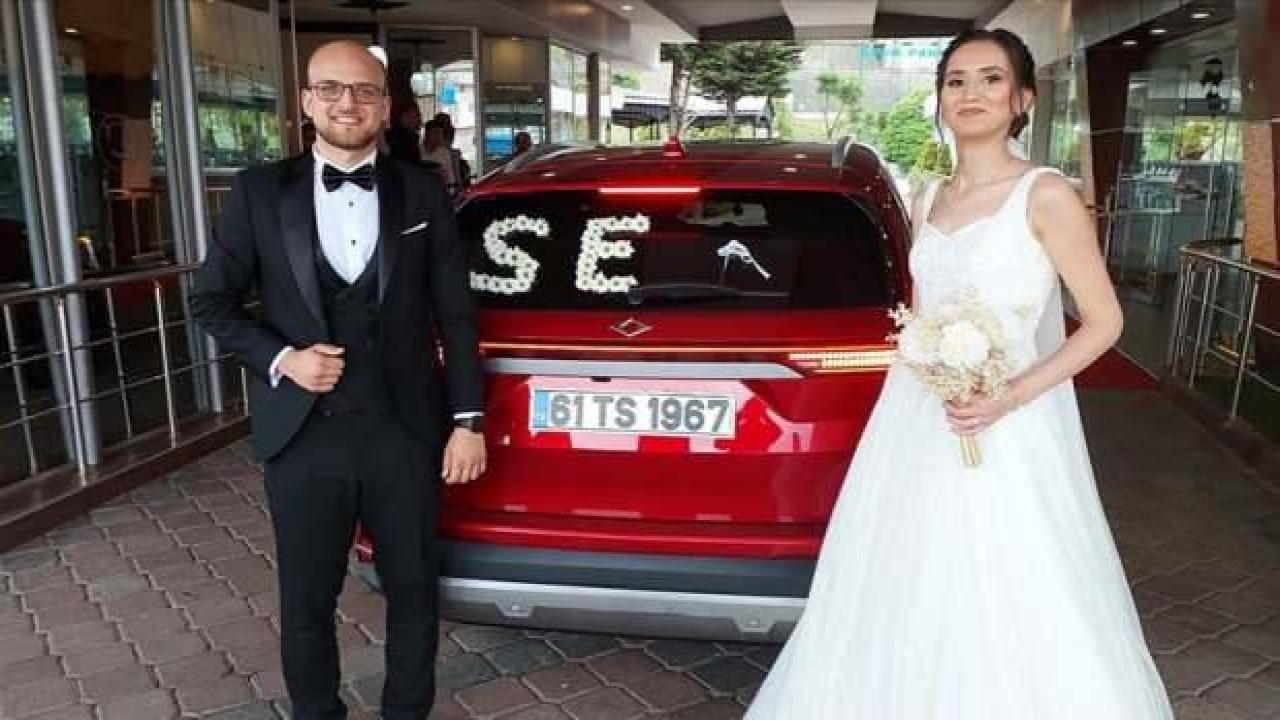 Bakan Karaismailoğlu'nun makam otomobili Togg, gelin arabası oldu