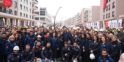 Bakan Kurum: Asrın İnşasıyla Hatay Yeniden Çiçek Gibi Şehir Oluyor