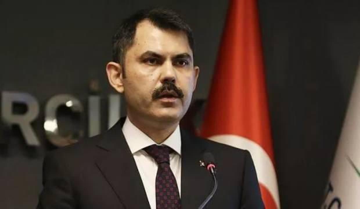 Bakan Kurum, 'büyükelçi kapısında' bekleyenlere Konya'yı adres gösterdi