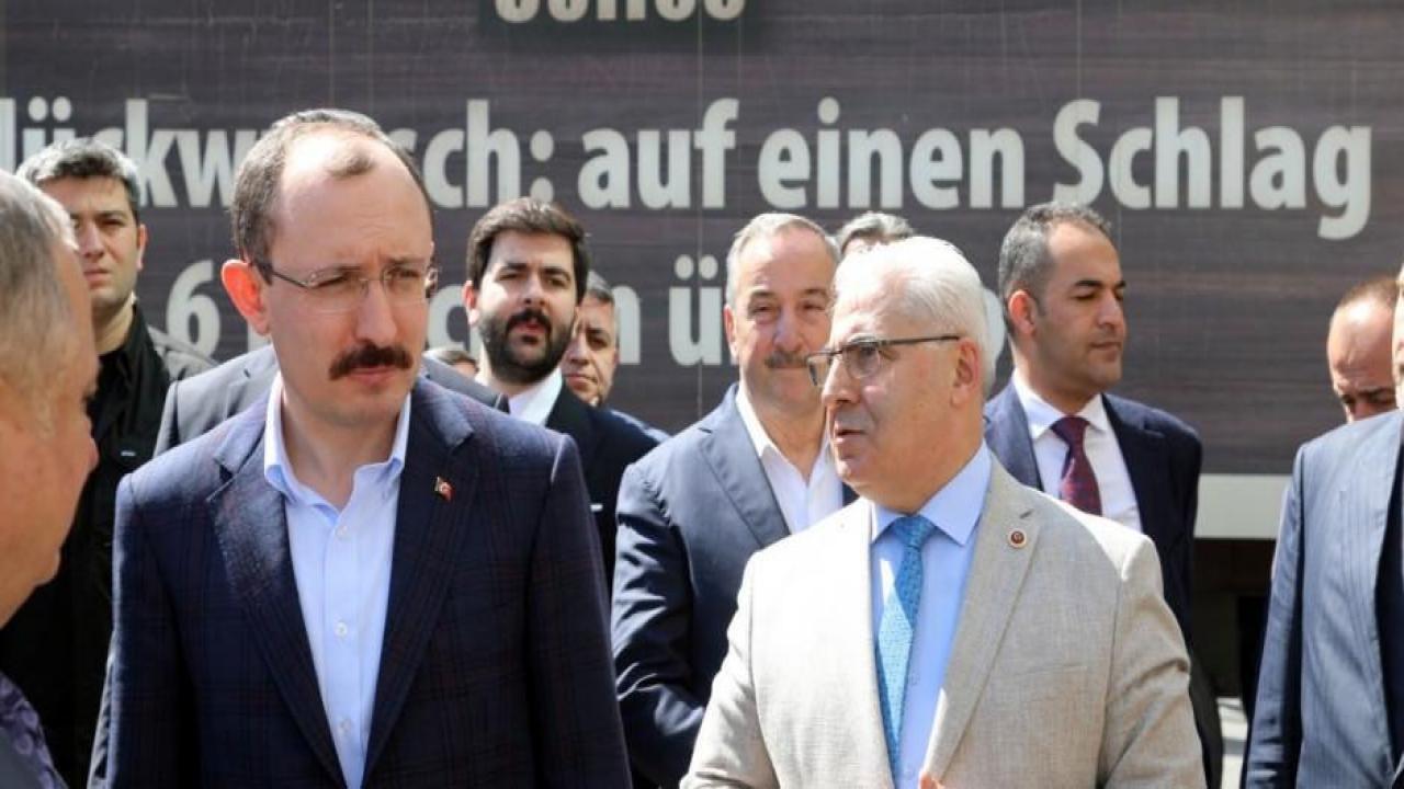 Bakan Muş'tan Sarp Sınır Kapısı'ndaki tır yoğunluğuyla ilgili açıklama