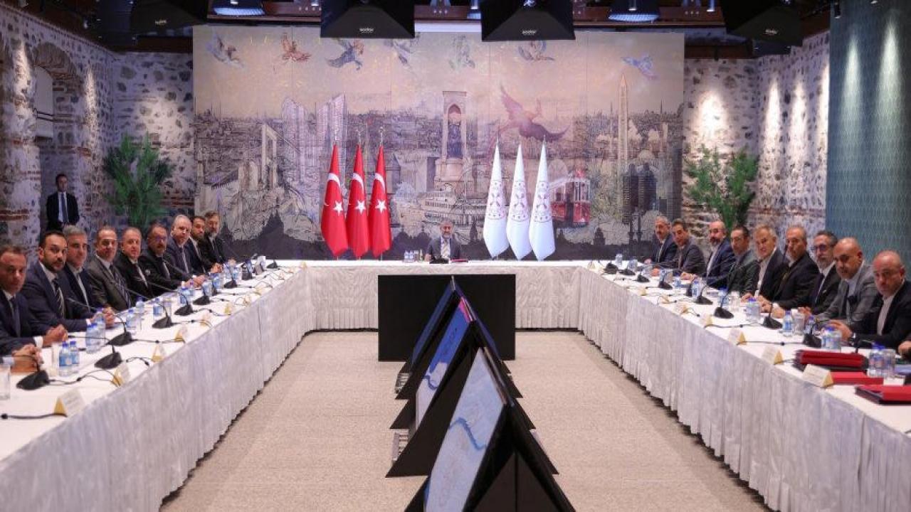 Bakan Nebati inşaat sektörü temsilcileriyle buluştu