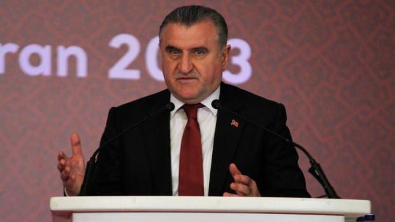 Bakan Osman Aşkın Bak, Avrupa şampiyonu milli tekvandocuları kutladı