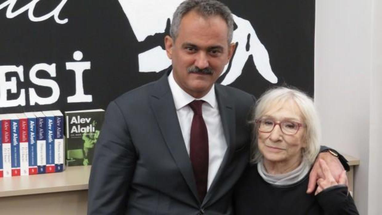 Bakan Özer: Tüm öğrencilere ücretsiz olacak