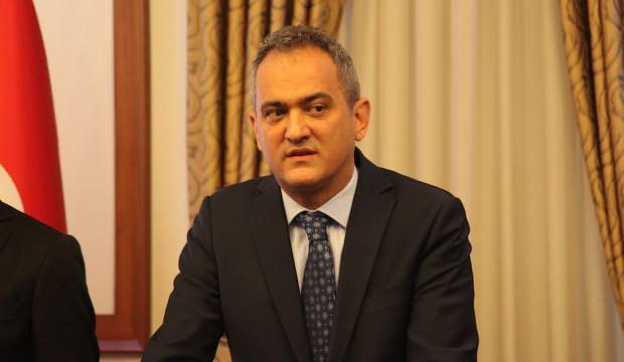 Bakan Özer'den yüz yüze eğitim mesajı