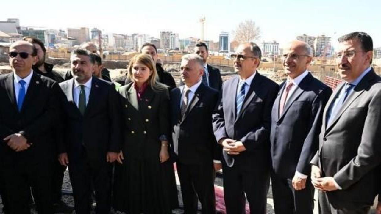 Bakan Özhaseki açıkladı: Malatya’nın çarşısı 1 seneye ayağa kalkacak
