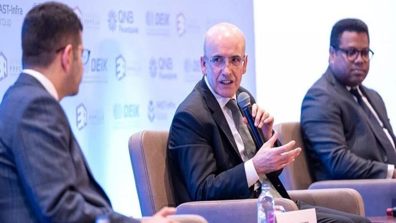 Bakan Şimşek: Kadınların iş gücüne katılımı artarsa milli gelir yüzde 20 artar