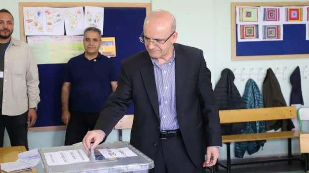 Bakan Şimşek oyunu Ankara'da kullandı