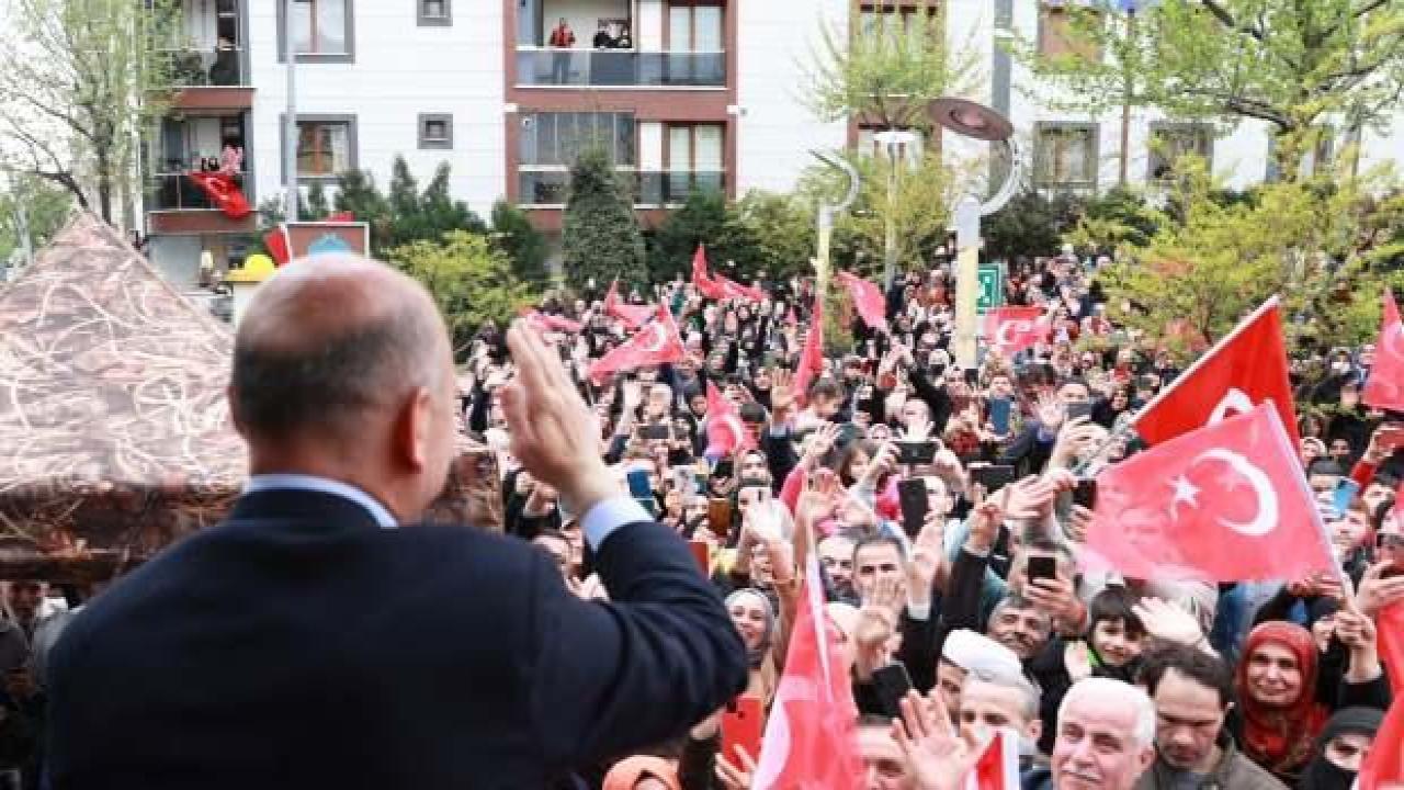 Bakan Soylu duyurdu: Bu akşam kavuşuyorlar... Evlat nöbetindeki bir aileye daha müjde
