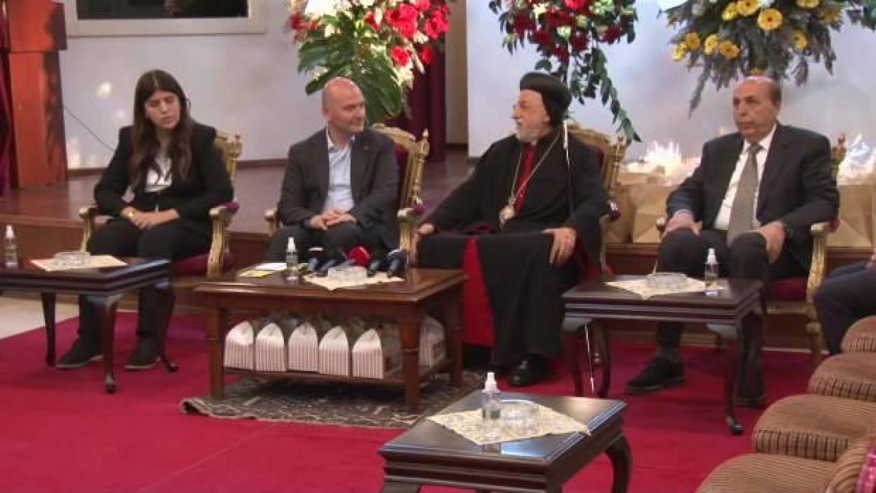 Bakan Soylu ve AK Partili Ayaydın’dan Süryani kilisesine Paskalya bayramı ziyareti