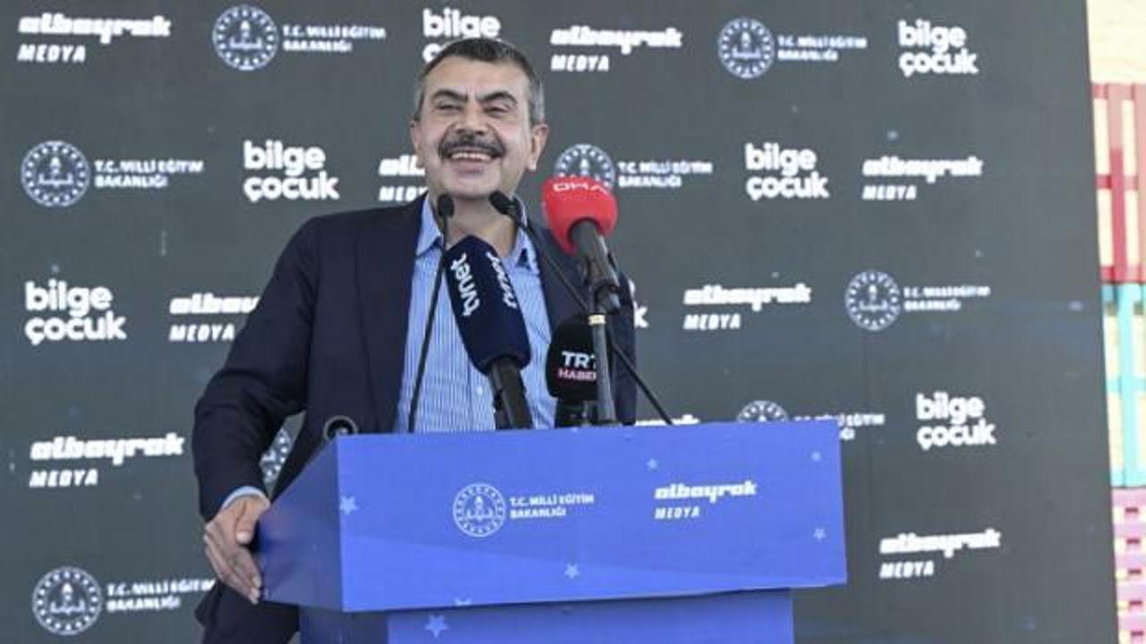 Bakan Tekin: Yepyeni bir müfredatı hayata geçirdik