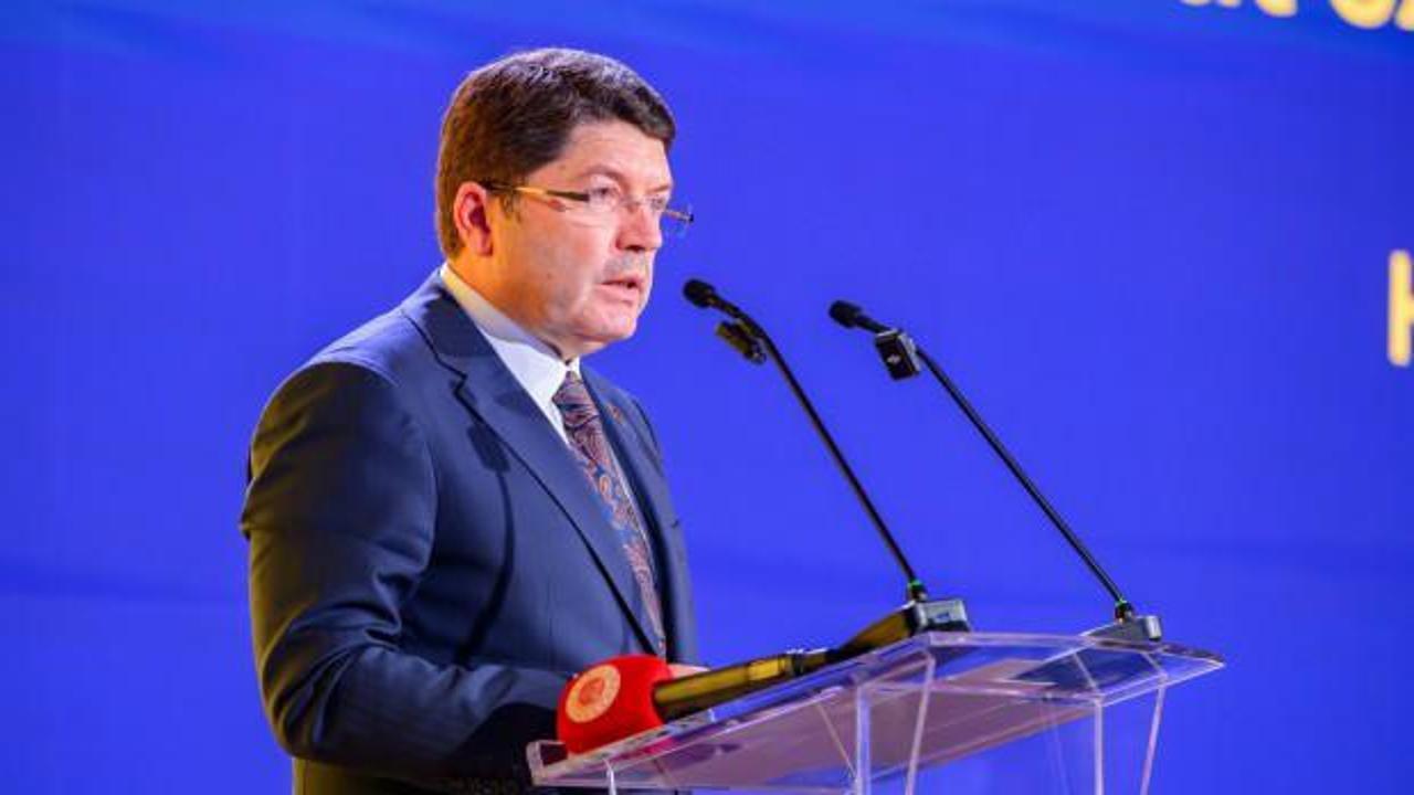 Bakan Tunç'tan teknoloji şirketlerine net uyarı: Kanuna aykırıysa derhal kaldırın!