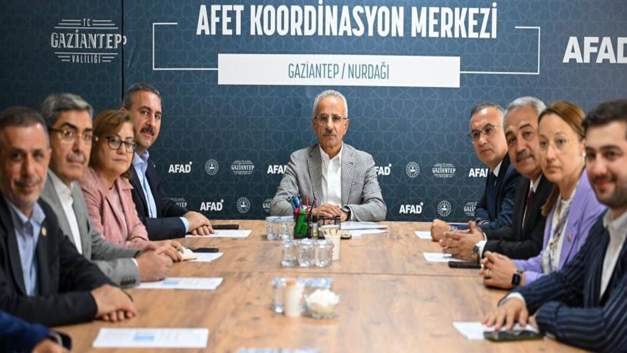 Bakan Uraloğlu: Deprem bölgesine lojistik destek sağlandı