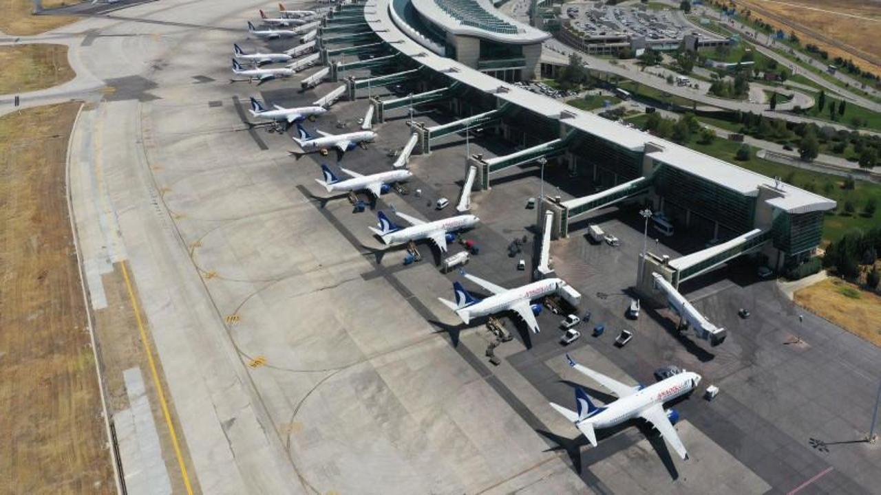 Bakan Uraloğlu: İstanbul Havalimanı Avrupa’nın zirvesini kaptırmıyor