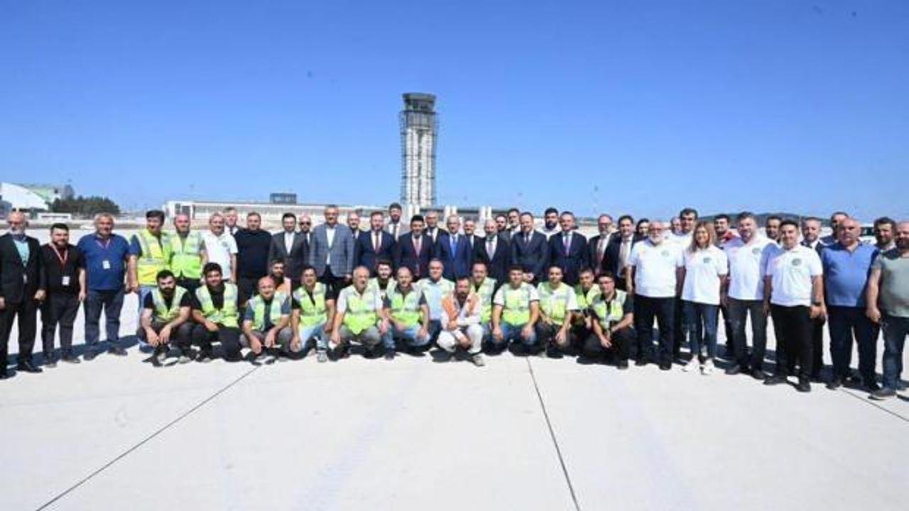 Bakan Uraloğlu, Sabiha Gökçen Havalimanı'yla ilgili müjdeyi verdi!