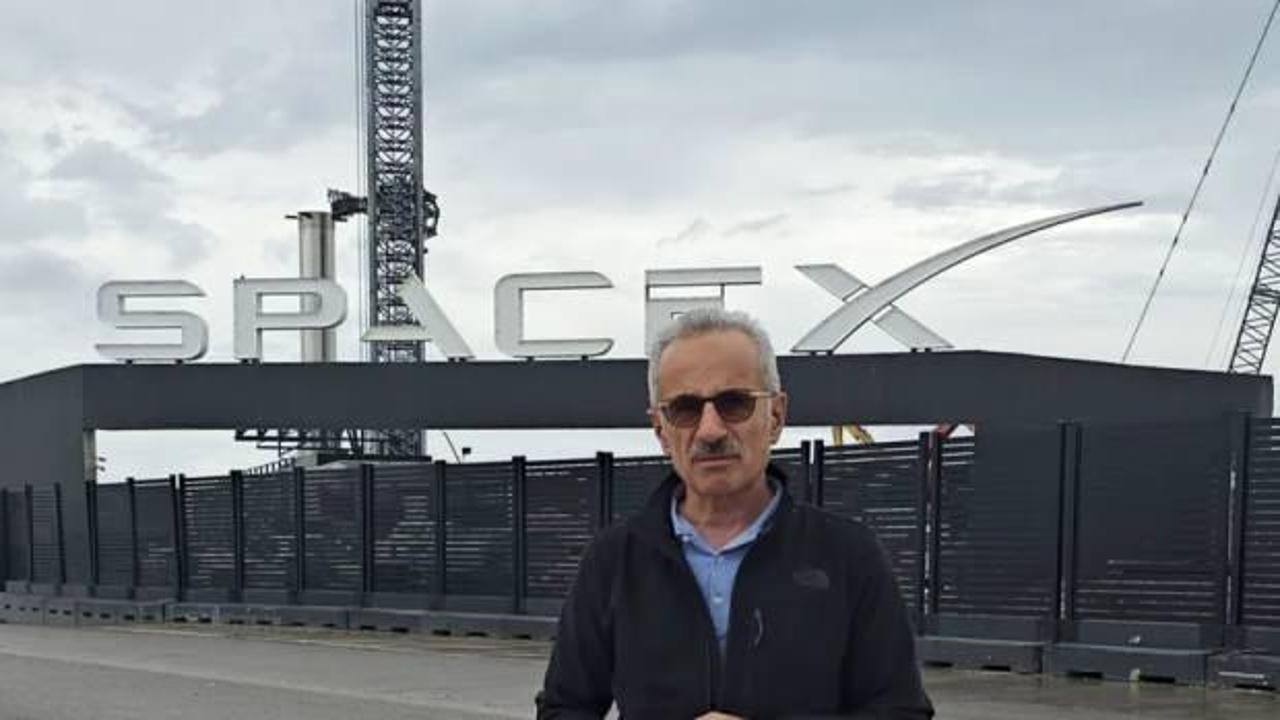 Bakan Uraloğlu, SpaceX'in Texas'taki tesisini ziyaret etti