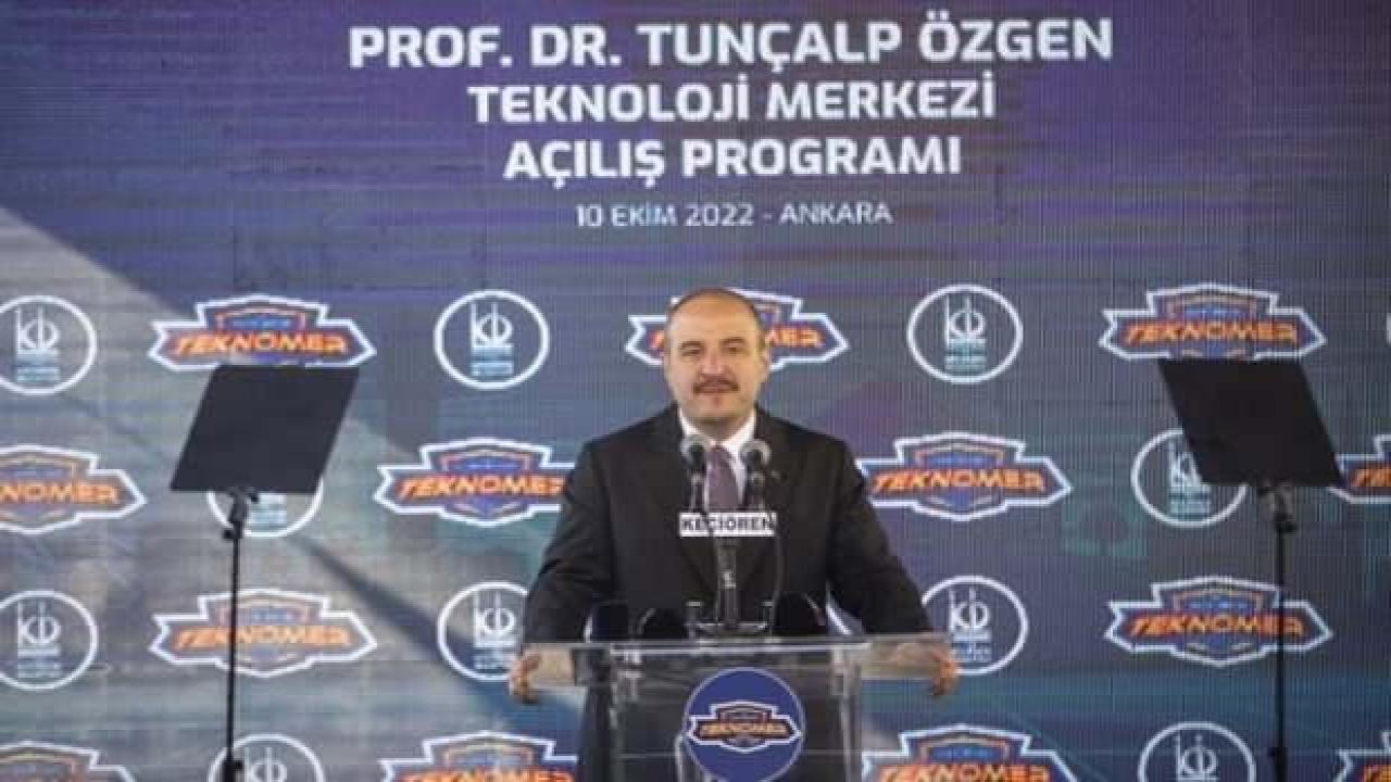 Bakan Varank Youtuber ve E-sporcuların kullanacağı teknoloji merkezinin açılışını yaptı