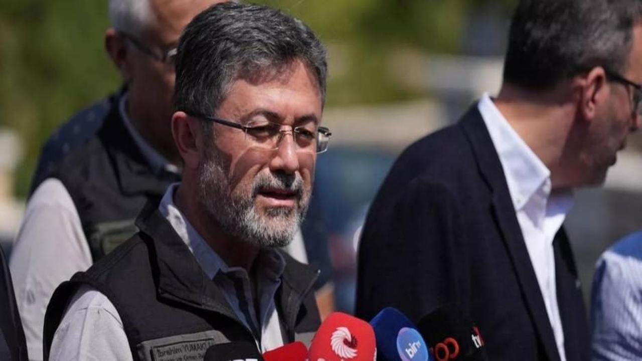 Bakan Yumaklı'dan 'zirai don' açıklaması!