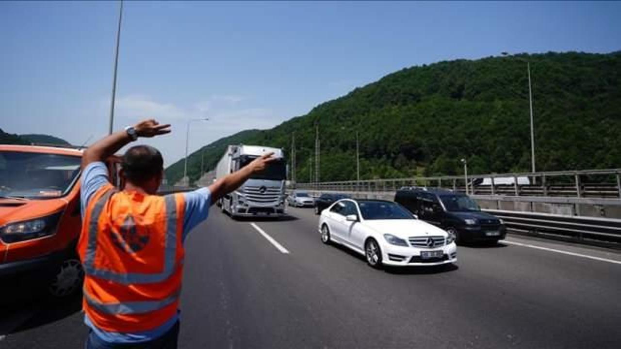 Bakanlık duyurdu: Kamyon, çekici ve tanker cinsi araçlara bayramda trafik yasağı