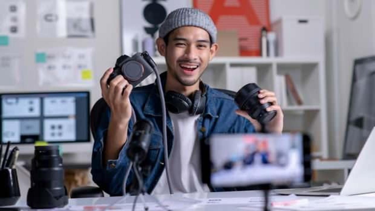 Bakanlık harekete geçti: Influencerlar'a reklam eğitimi verilecek
