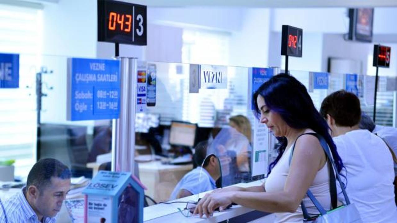 Bankalar bugün açık mı? Ziraat Bankası, VakıfBank, Halkbank, Garanti Bankası, Deniz Bank, ING Bank