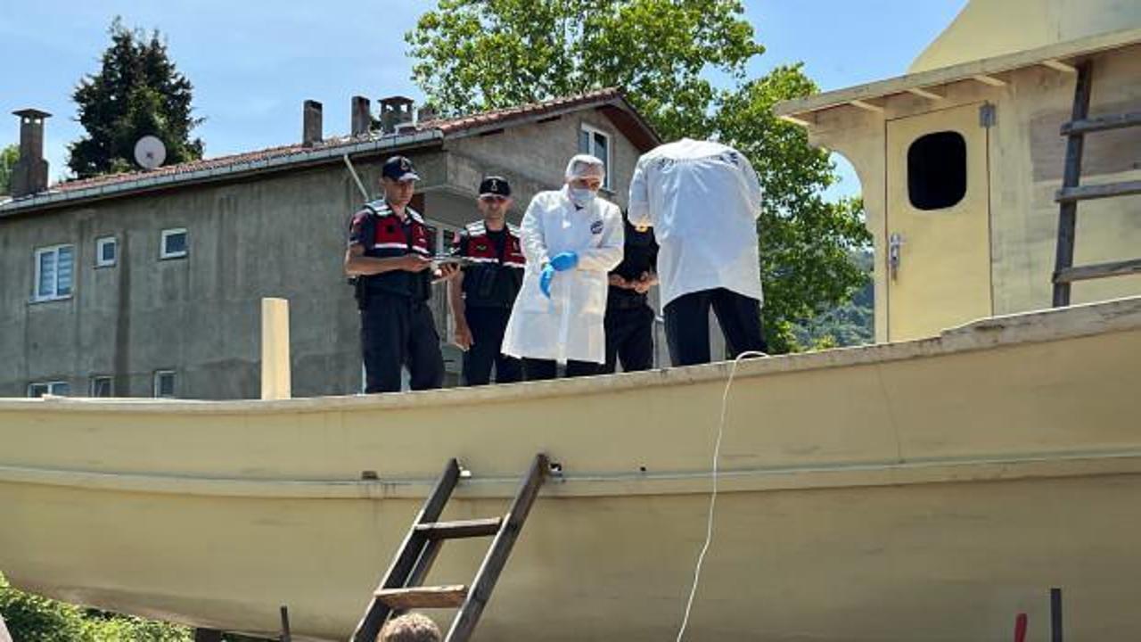 Bartın'da teknede ateş yakan 2 kişi dumandan zehirlenerek hayatını kaybetti