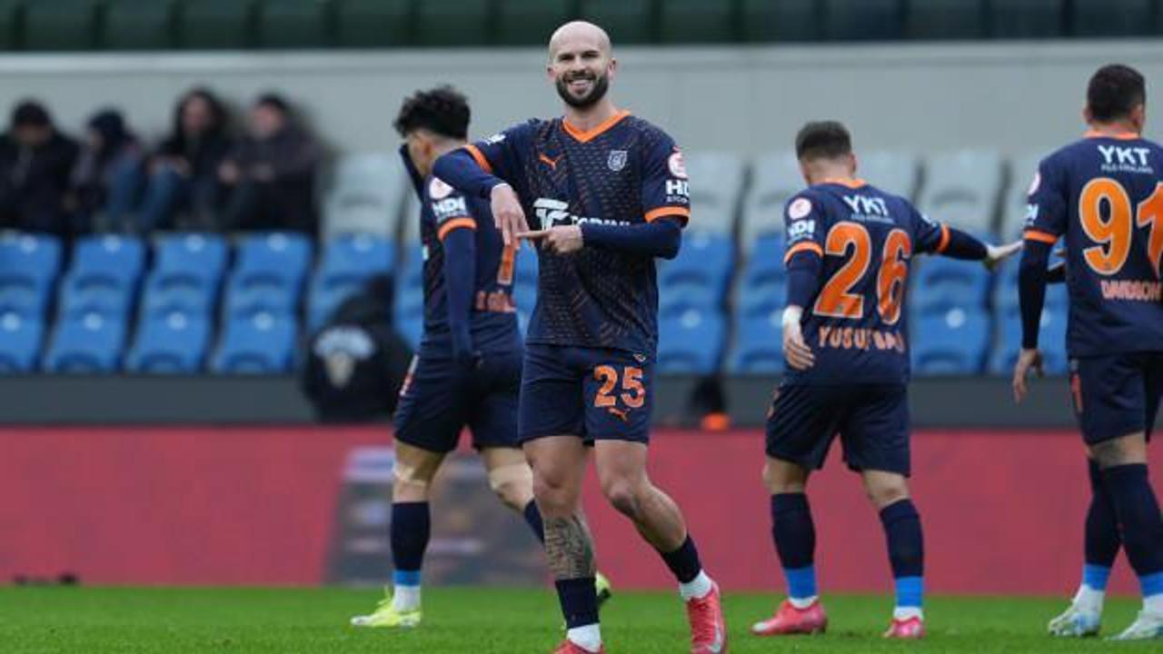 Başakşehir kupada gol olup yağdı