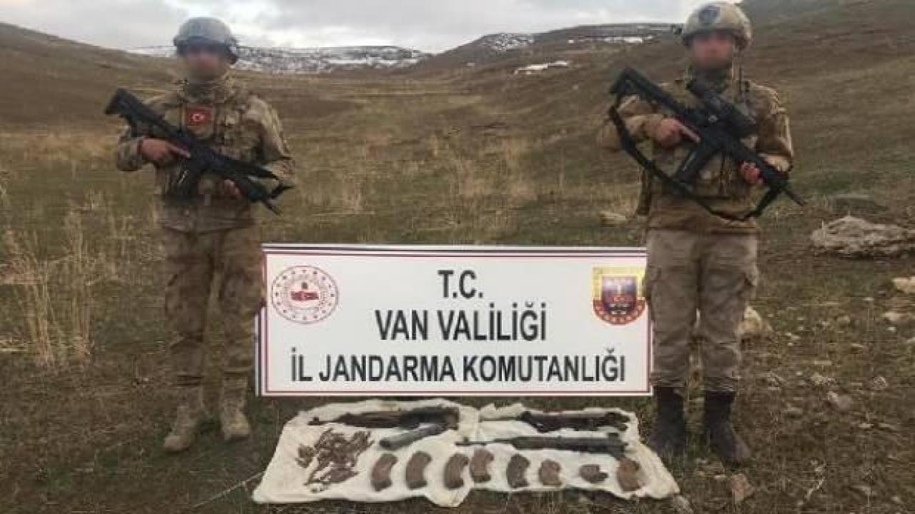 Başkale kırsalında PKK'ya ait silah ve mühimmat ele geçti