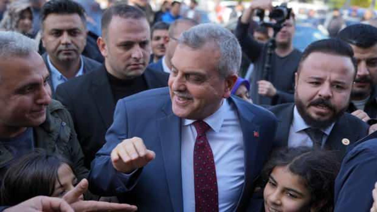 Başkan Beyazgül'den raylı sistem müjdesi