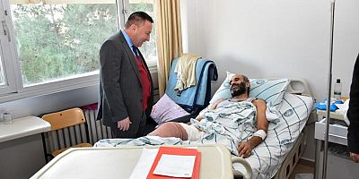 BAŞKAN BEYOĞLU’NDAN HASTALARA MORAL ZİYARETİ