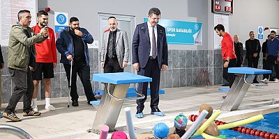 BAŞKAN ÇERKEZ YENİLENEN SPOR TESİSLERİNDE İNCELEMELER YAPTI