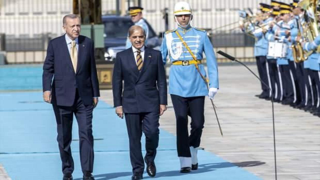 Cumhurbaşkanı Erdoğan, Pakistan Başbakanı Şerif'i resmi törenle karşıladı