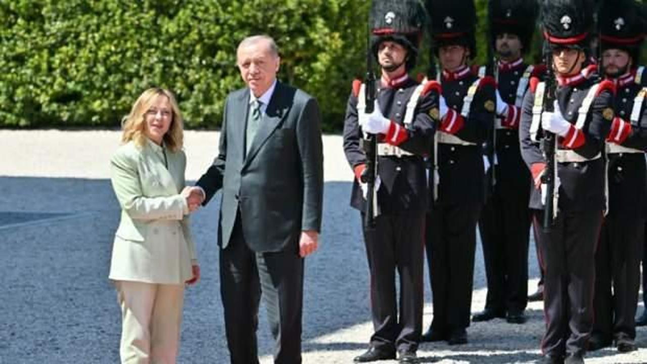Başkan Erdoğan Roma'da! Resmi törenle karşılandı