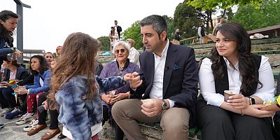 Başkan Gökhan Yüksel, Kreş Öğrencilerinin Anneleriyle Bir Araya Geldi