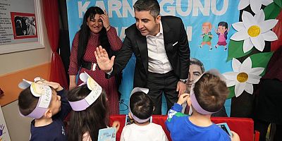 Başkan Gökhan Yüksel, Kreş Öğrencilerinin Karne Heyecanına Ortak Oldu