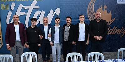 BAŞKAN YAZICI BİN 250 ÖĞRENCİ İLE İFTAR YAPTI